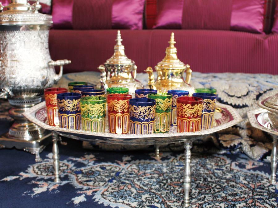 世界のお酒を愉しむ Vol.02 モロッコ 古代から続くワインとお茶 そして伝統料理の贅のサムネイル