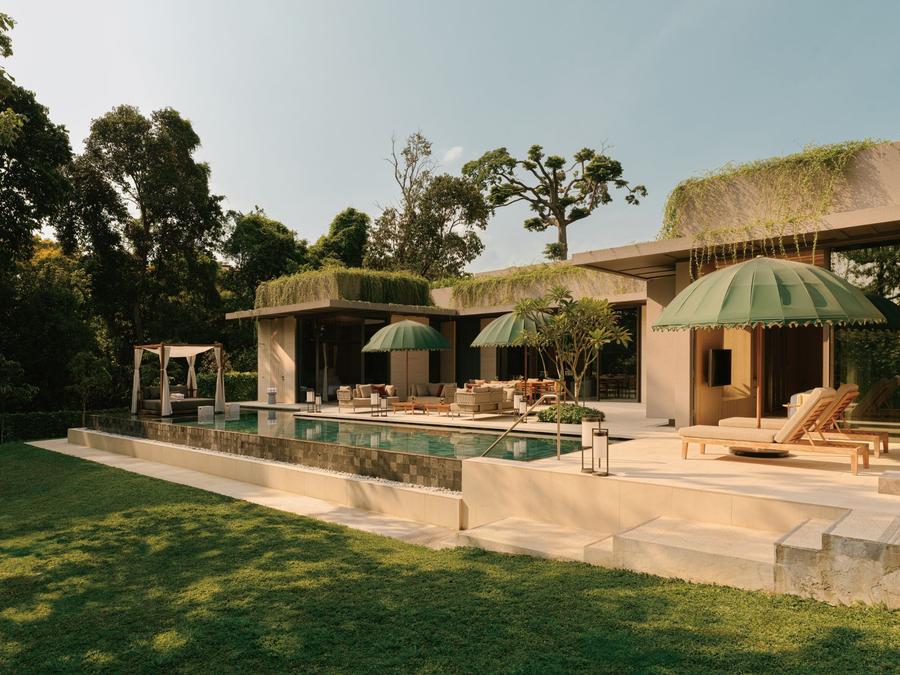 ラッフルズ・セントーサ・シンガポール 歴史と最先端の結晶のサムネイル